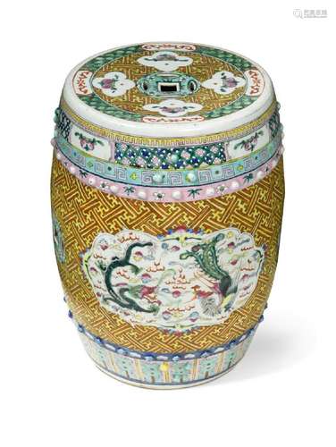 A Chinese Canton porcelain garden barrel seat, late Qing Dyn...