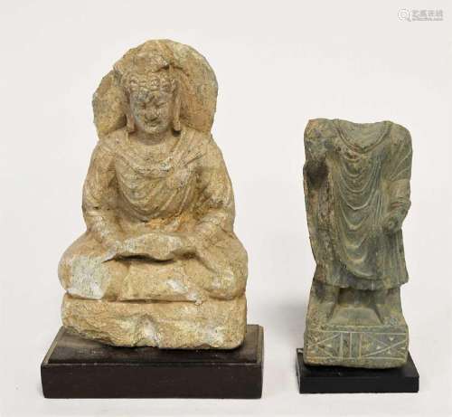 A carved greenstone seated Buddha, perhaps 3rd-4th century,