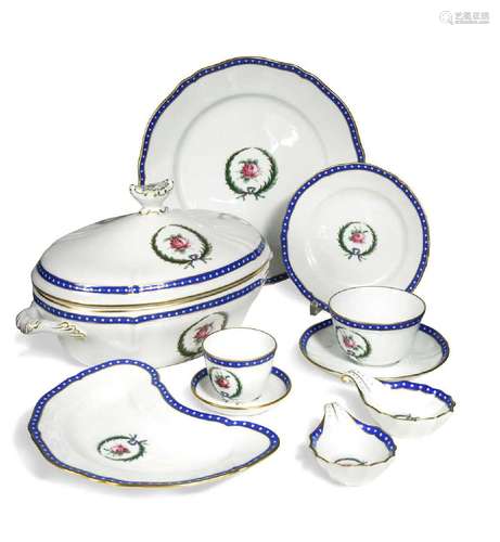 A Richard Ginori Doccia dinner service for twelve,