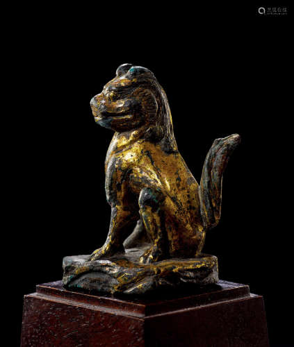 元 铜鎏金狮子坐像