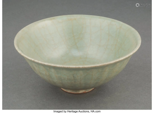 A Chinese Celadon Crackle Glazed Bowl 2-3/8 x 5-