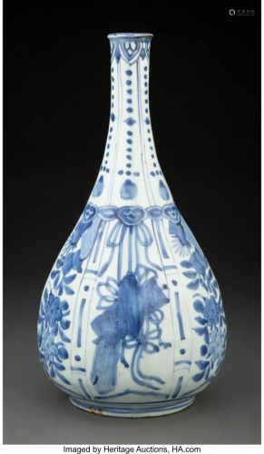 A Chinese Blue and White Kraak Vase, Ming Dynast