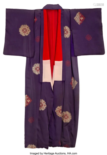A Japanese Embroidered Silk Robe 70 x 47 x 2-1/4