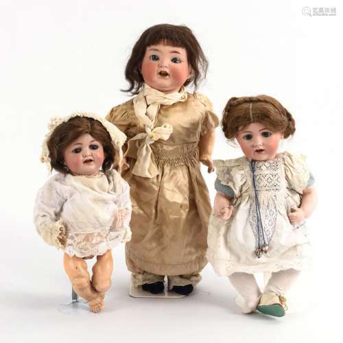 3 DARK HAIRED GIRL DOLLS. FOR THE DOLL DOCTOR.