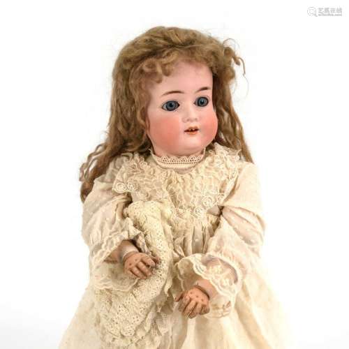 GIRL DOLL WITH RUBBER HANDS. SCHOENAU & HOFFMEISTER.