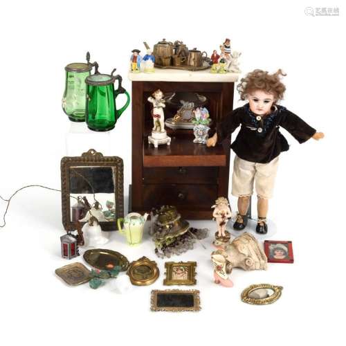 DOLL SECRETARY, DOLL, LAMPS + ACCESSORIES.