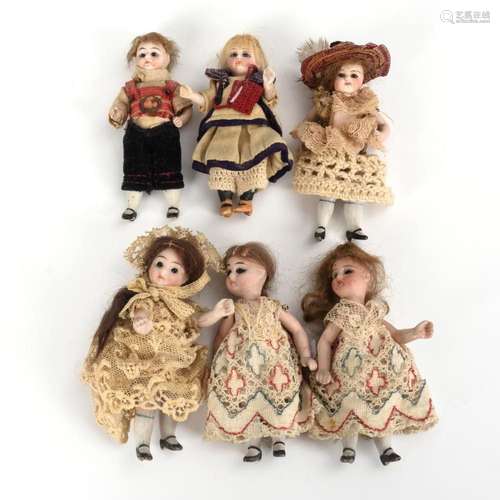 6 DOLLS FOR THE DOLLHOUSE.