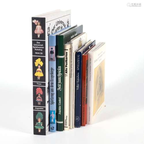 CONVOLUTE 9 BOOKS. THEMES: ORE MOUNTAINS, TOY MUSEUMS, TOYS ...