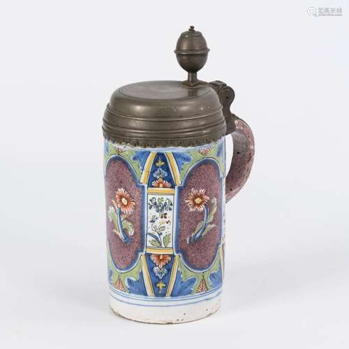 BAROQUE FAIENCE ROLLER JUG WITH PILASTER DECORATION. DOROTHE...