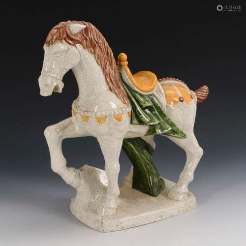 ART DECO HORSE. KARLSRUHE MAJOLICA.