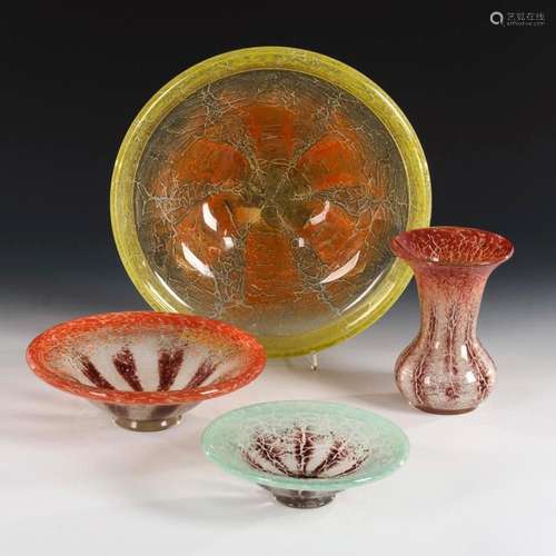 3 BOWLS AND 1 VASE "IKORA". WMF.