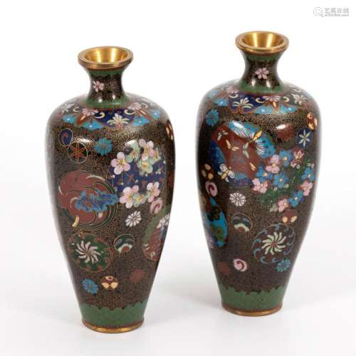 PAIR OF CLOISONNÉ VASES WITH SMALL-SCALE PATTERN.