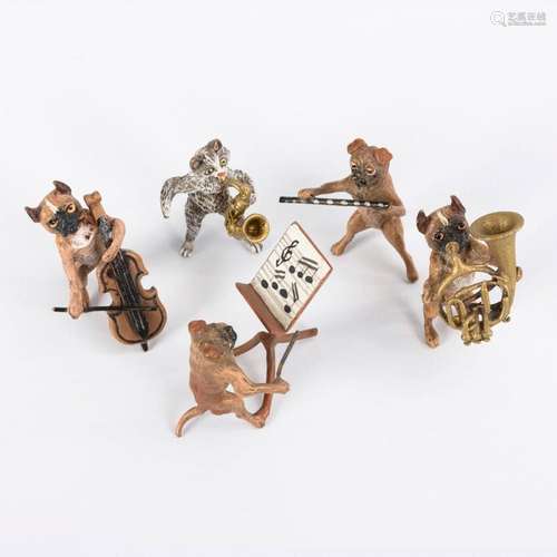 VIENNESE BRONZE: ANIMALS AS A MUSICAL BAND.