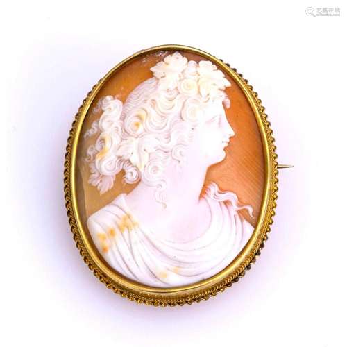 BROOCH WITH SHELL CAMEO 2ND H. 19TH C.