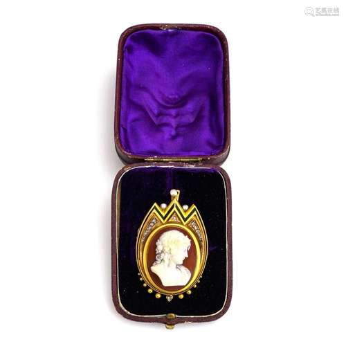 RUSSIAN MEDALLION WITH AGATE CAMEO 2ND H. 19TH C. WITH ORIGI...