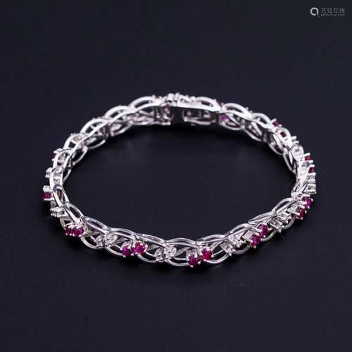 BRACELET WITH RUBIES AND DIAMONDS.