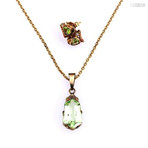 PENDANT WITH GREEN STONE? AND PAIR OF EARRINGS WITH PERIDOT ...