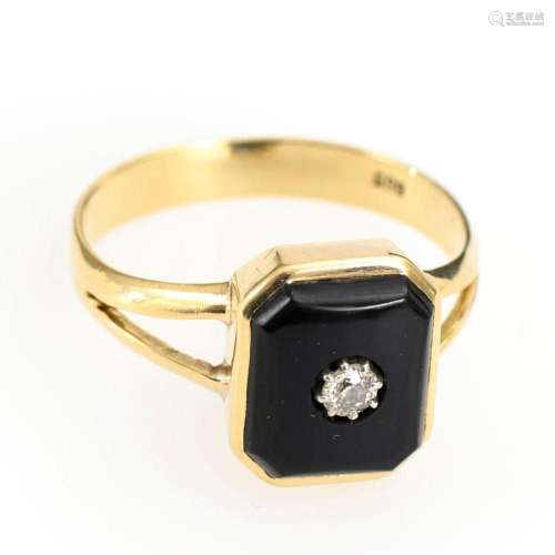 RING WITH ONYX AND OLD CUT DIAMOND.