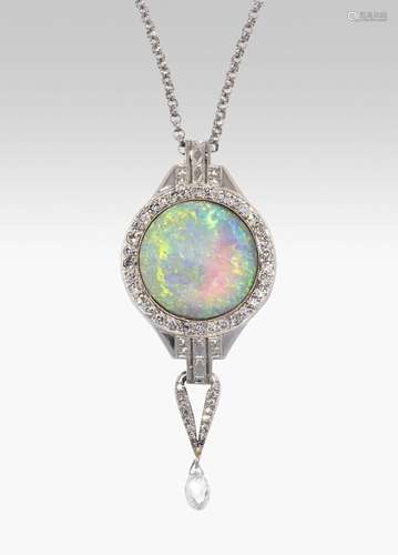 Opal-Diamant-Anhänger mit Kette