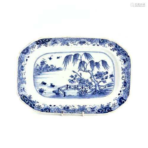 A Chinese export porcelain blue and white meat dish, 18th ce...