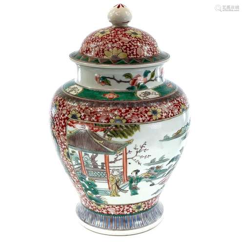 A Chinese famille verte porcelain vase and cover, 20th centu...