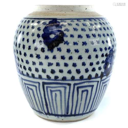 A Chinese blue and white ginger jar, 18th century, height 16...