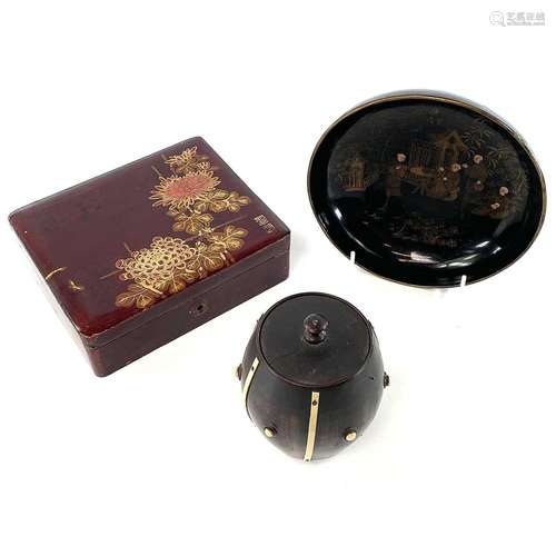 A Chinese black lacquer papier mache footed bowl, diameter 1...