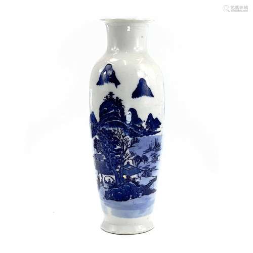 A Chinese blue and white porcelain vase, early 20th century,...