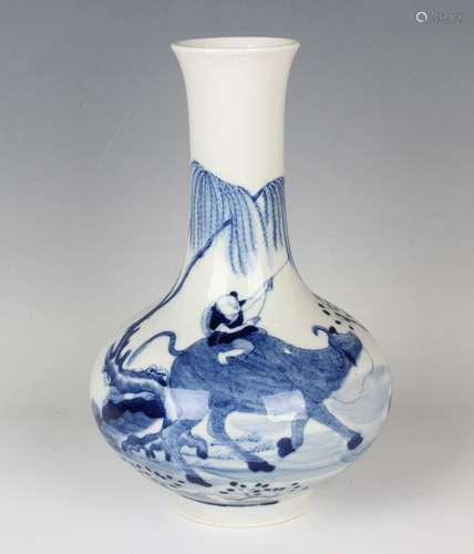 A Chinese blue and white porcelain bottle vase