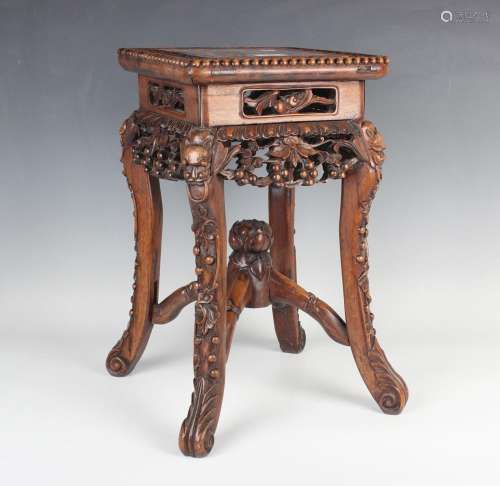 A Chinese hardwood jardinière stand