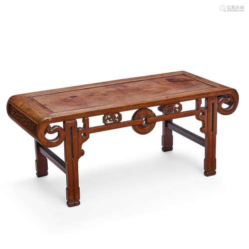 A HUANGHUALI LOW TABLE Republic period