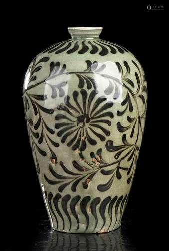 A CÉLADON GLAZED AND PAINTED CERAMIC VASE, MAEBYONG
Korea, G...