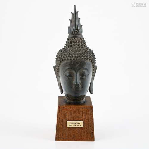 Tête de Bouddha