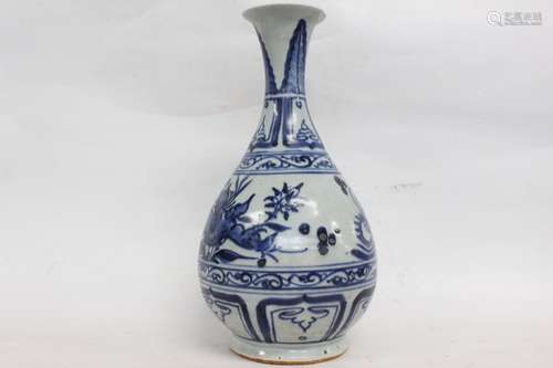 Chinese Blue and White Porcelain Vase