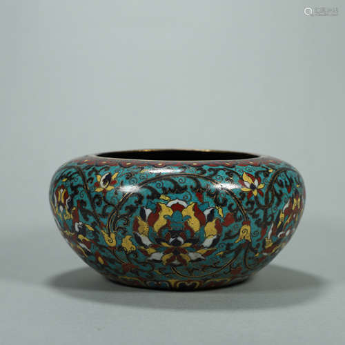 An interlocking flower patterned cloisonne water pot