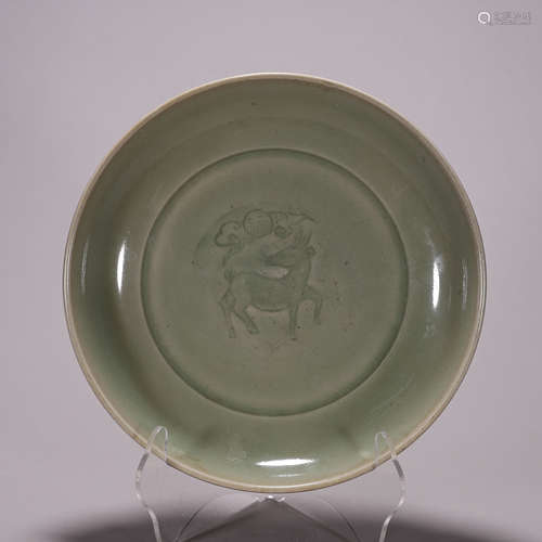 A Longquan kiln porcelain plate