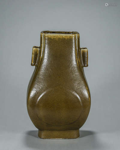 A tea dust glazed porcelain double-eared vase