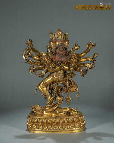 A gilding copper Cakrasamvara statue