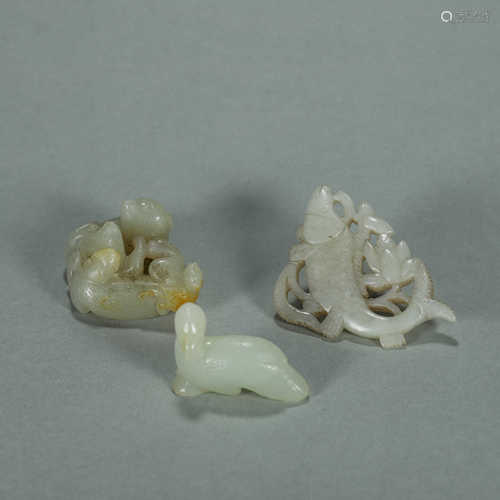 A set of Hetian jade ornaments