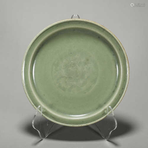 A Longquan kiln porcelain plate