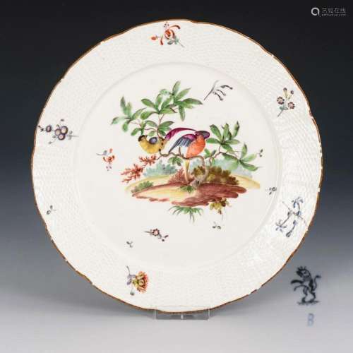 PLATE WITH BIRD PAINTING. FRANKENTHAL.
