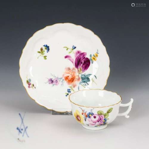 BAROQUE CUP WITH FLORAL PAINTING. MEISSEN.