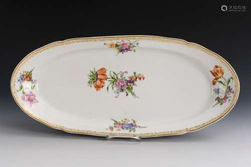 FISH PLATE WITH FLORAL PAINTING. KPM BERLIN.