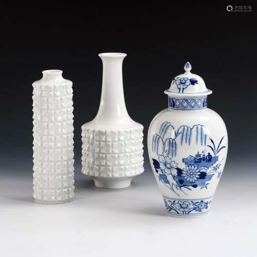 LIDDED VASE AND 2 VASES. MEISSEN.