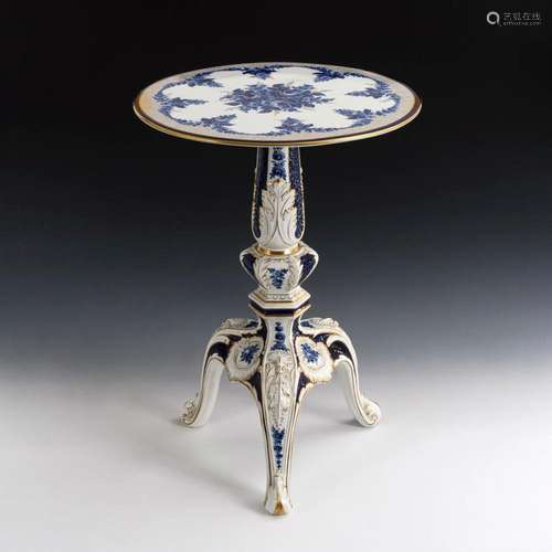 PORCELAIN TABLE WITH BLUE PAINTING. HEMLOCK.