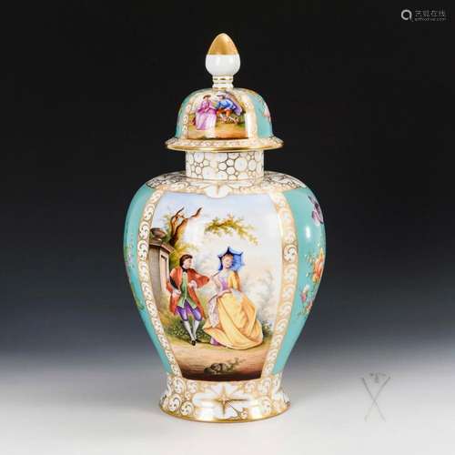 LIDDED VASE WITH WATTEAU PAINTING. POTSCHAPPEL.