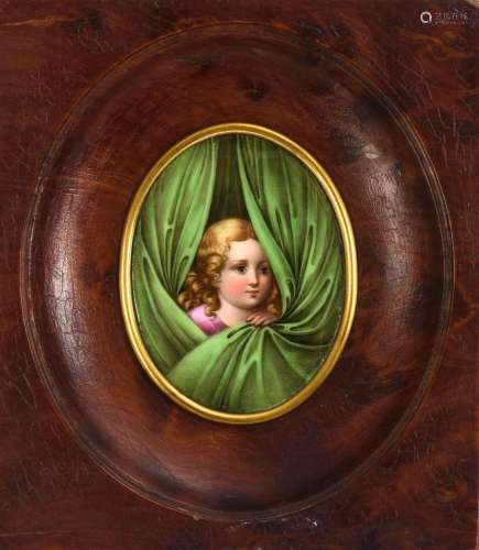 SMALL PORCELAIN PLAQUE: CHILD PORTRAIT. MEISSEN.