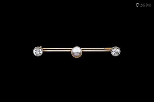 Broche ligne en or 18K (750°/00) et platine sup