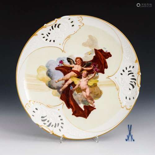 RARE ART NOUVEAU PLATE WITH PUTTI DEPICTION. MEISSEN.