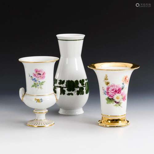 3 VASES. MEISSEN.